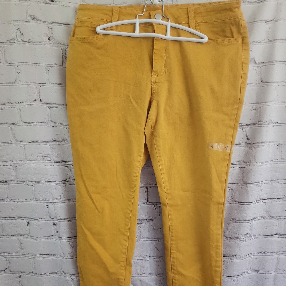 a.n.a Jegging